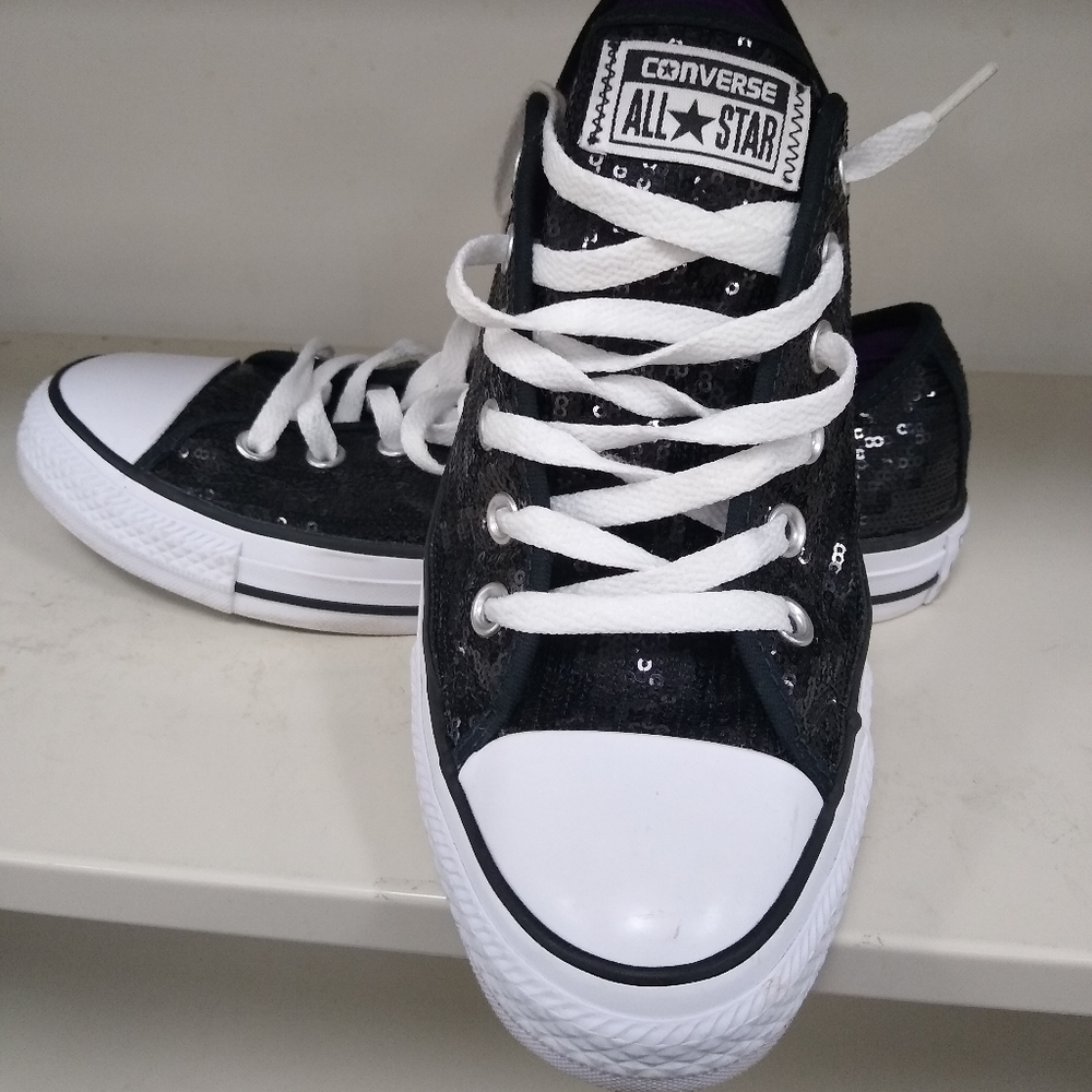 Black sequins Chuck Taylor All Star low Converse